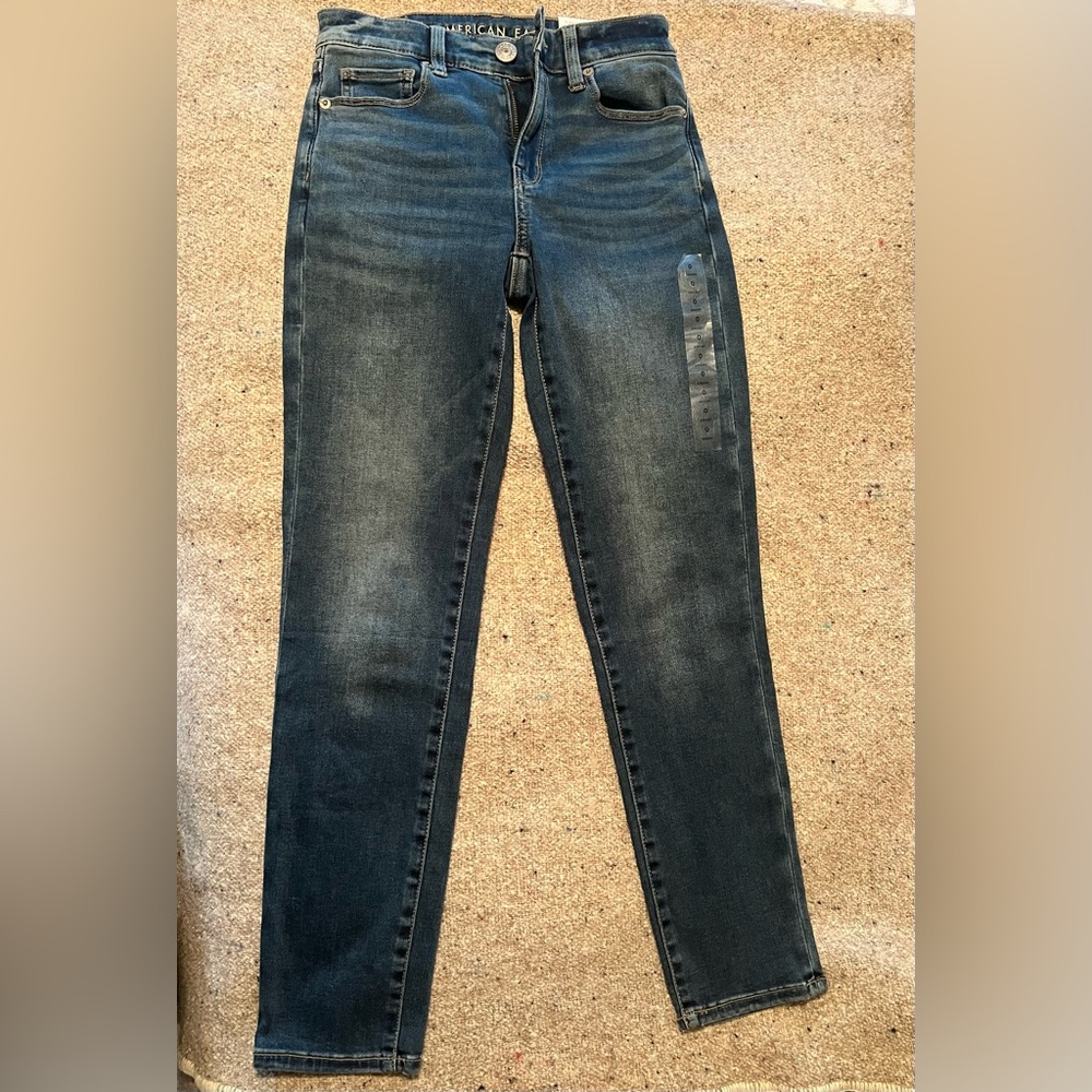 NWT American Eagle Black Ne(X)t Level hi-rise Skinny Jeans Size 0 short